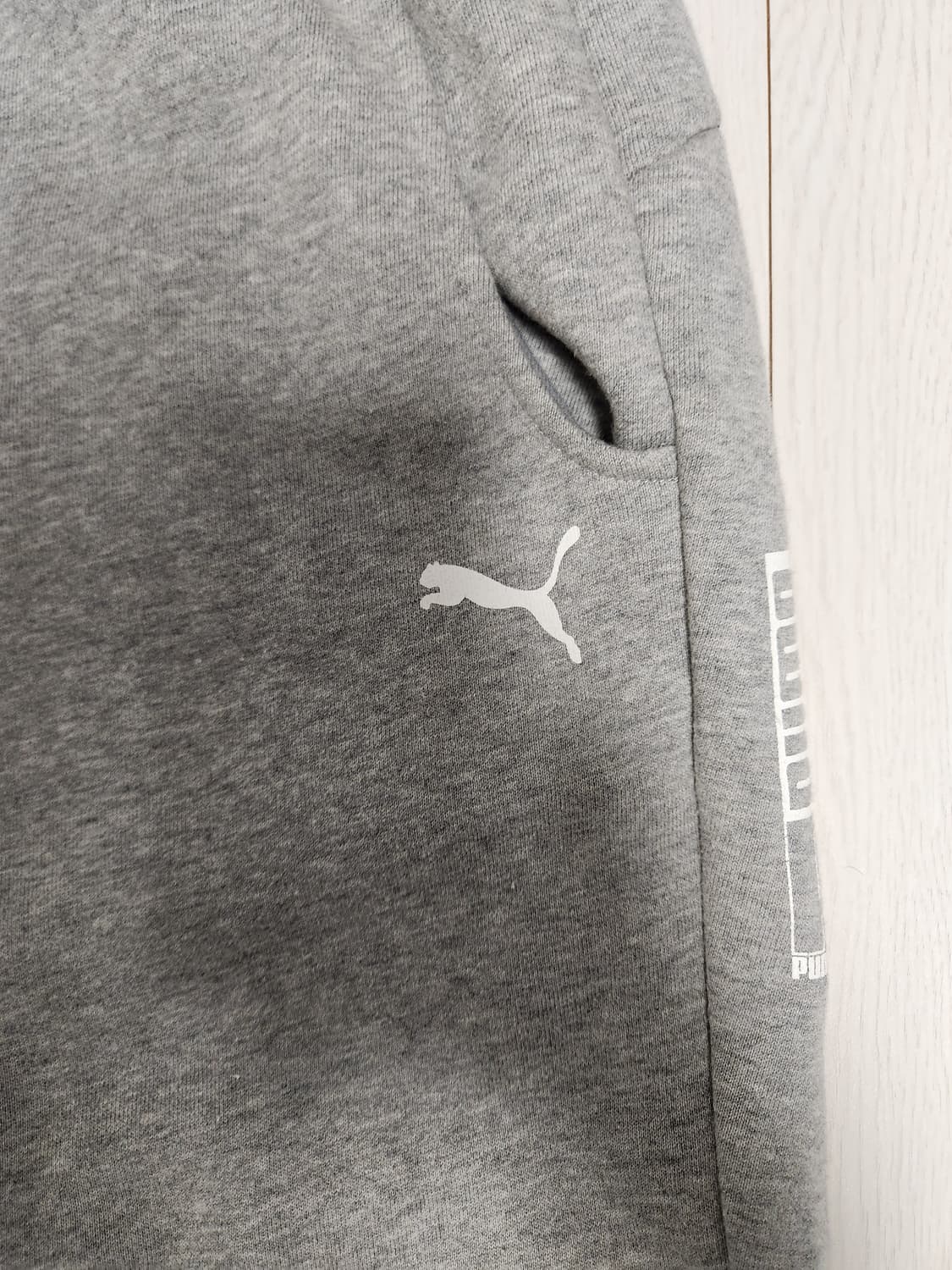 새상품급)푸마 기모 트레이닝 조거 팬츠 사이즈xl

여러 중고사이트에도  상품이미지5