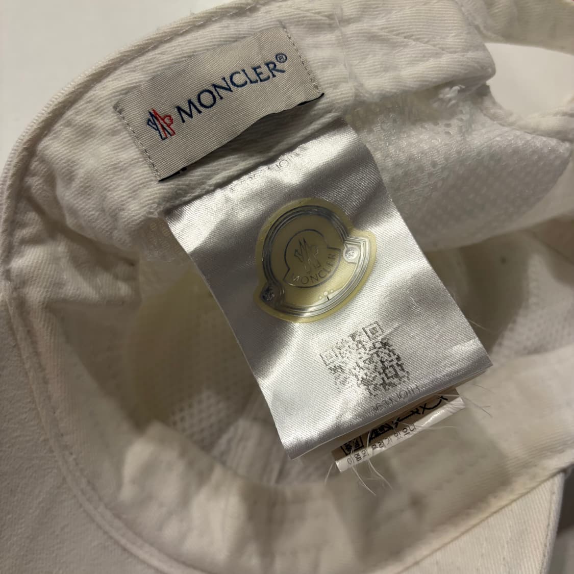 몽클레어 화이트 볼캡 모자 수입택 상품이미지4