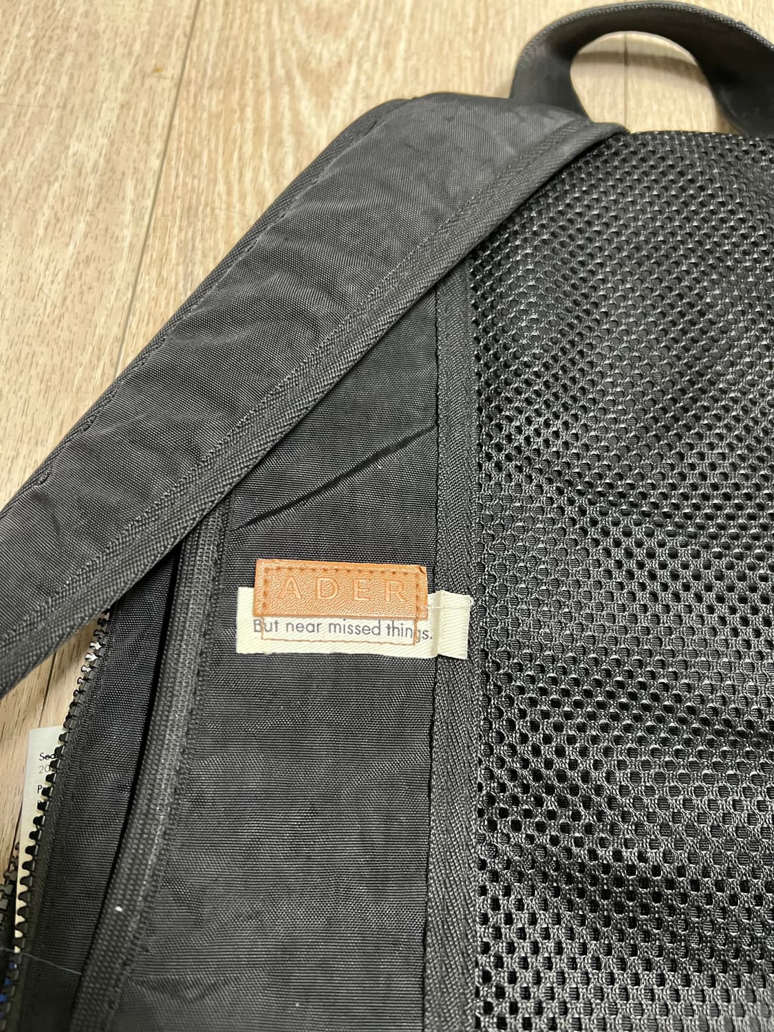 아더에러 나일론 백팩 상품이미지4