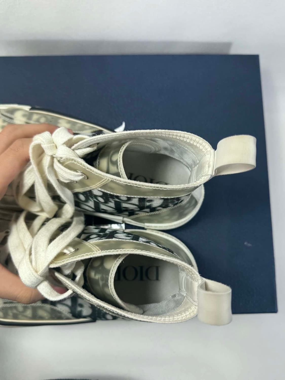 디올 하이탑 B23 스니커즈 상품이미지3