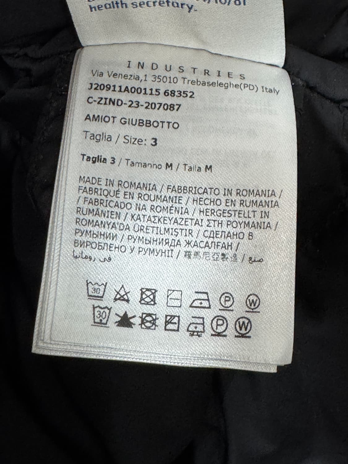 몽클레어 아미오 패딩 3사이즈  상품이미지3