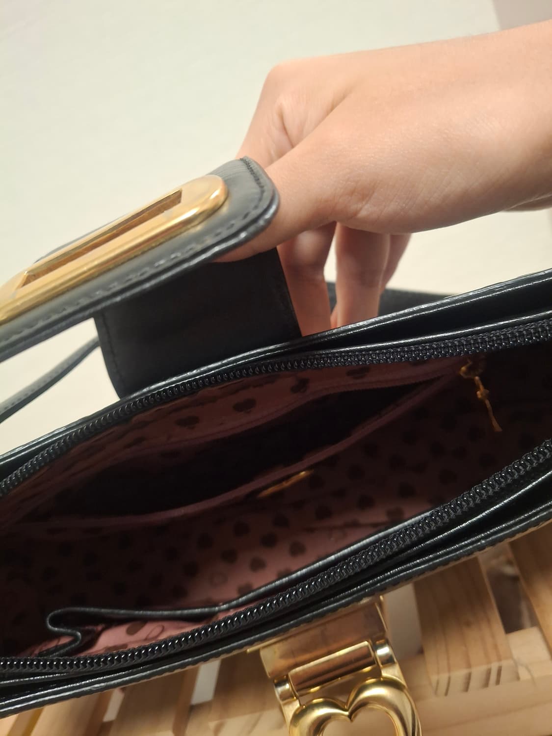 상태좋음) 러브캣 블랙 엠보 숄더백/바게트백 갸루,y2k 상품이미지7