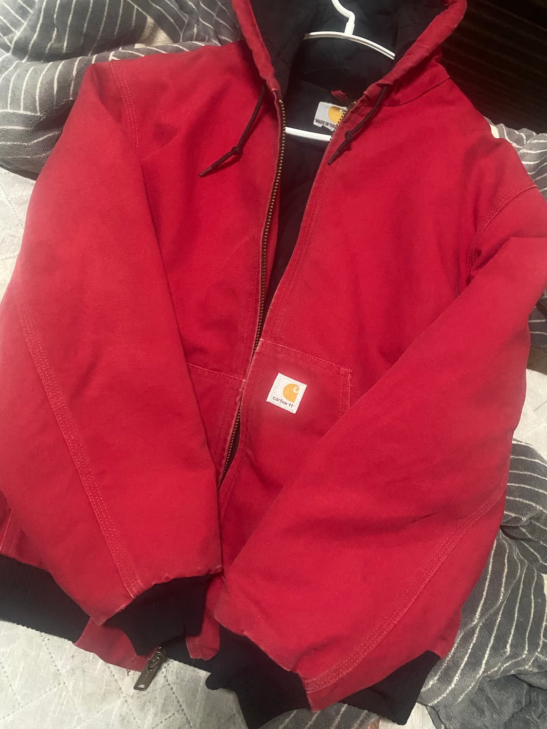 칼하트액티브자켓(M)레드 상품이미지1