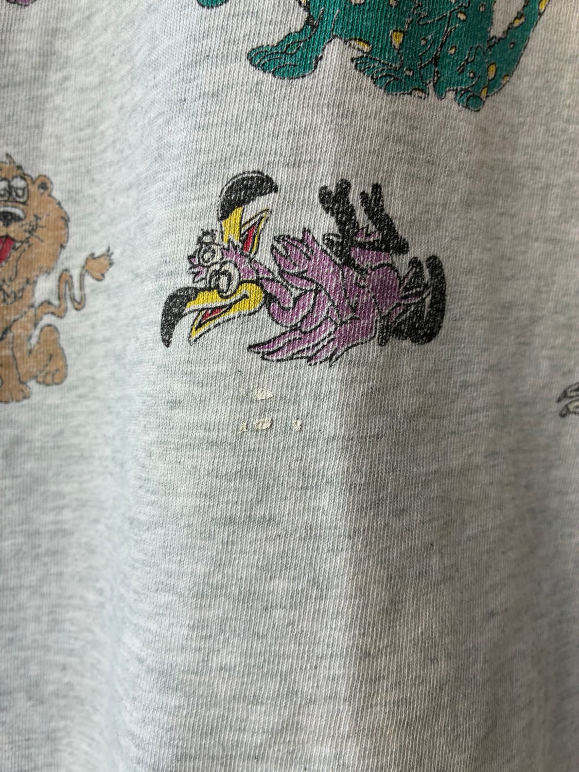 90s FRUIT OF THE LOOM Animal Graphic Tee 상품이미지5