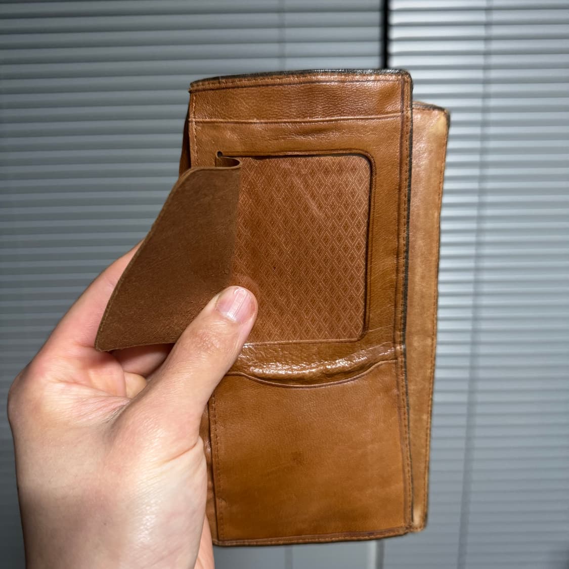 ~90s YSL Parfums Calf Leather Wallet 상품이미지4