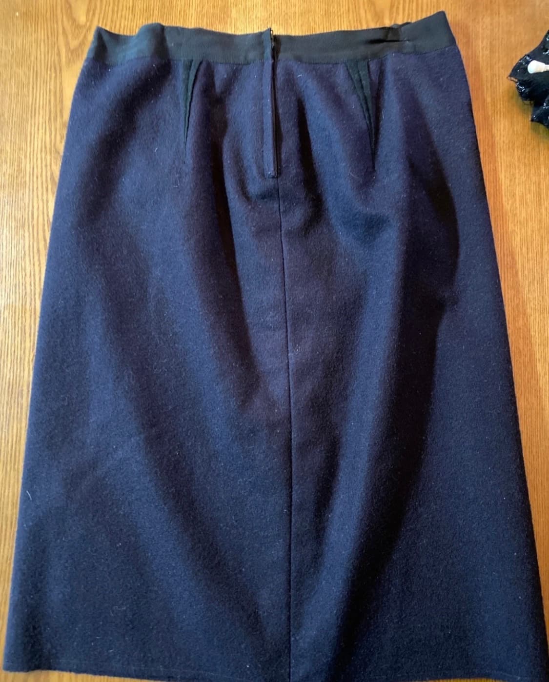 [정품] 지방시(GIVENCHY) 네이비 울 미디 스커트 (38) 상품이미지5