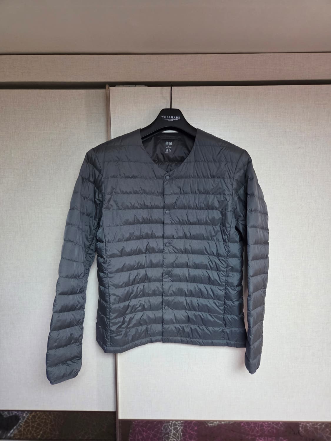 유니클로 울트라 라이트 다운 셔츠 자켓 회색100 상품이미지1