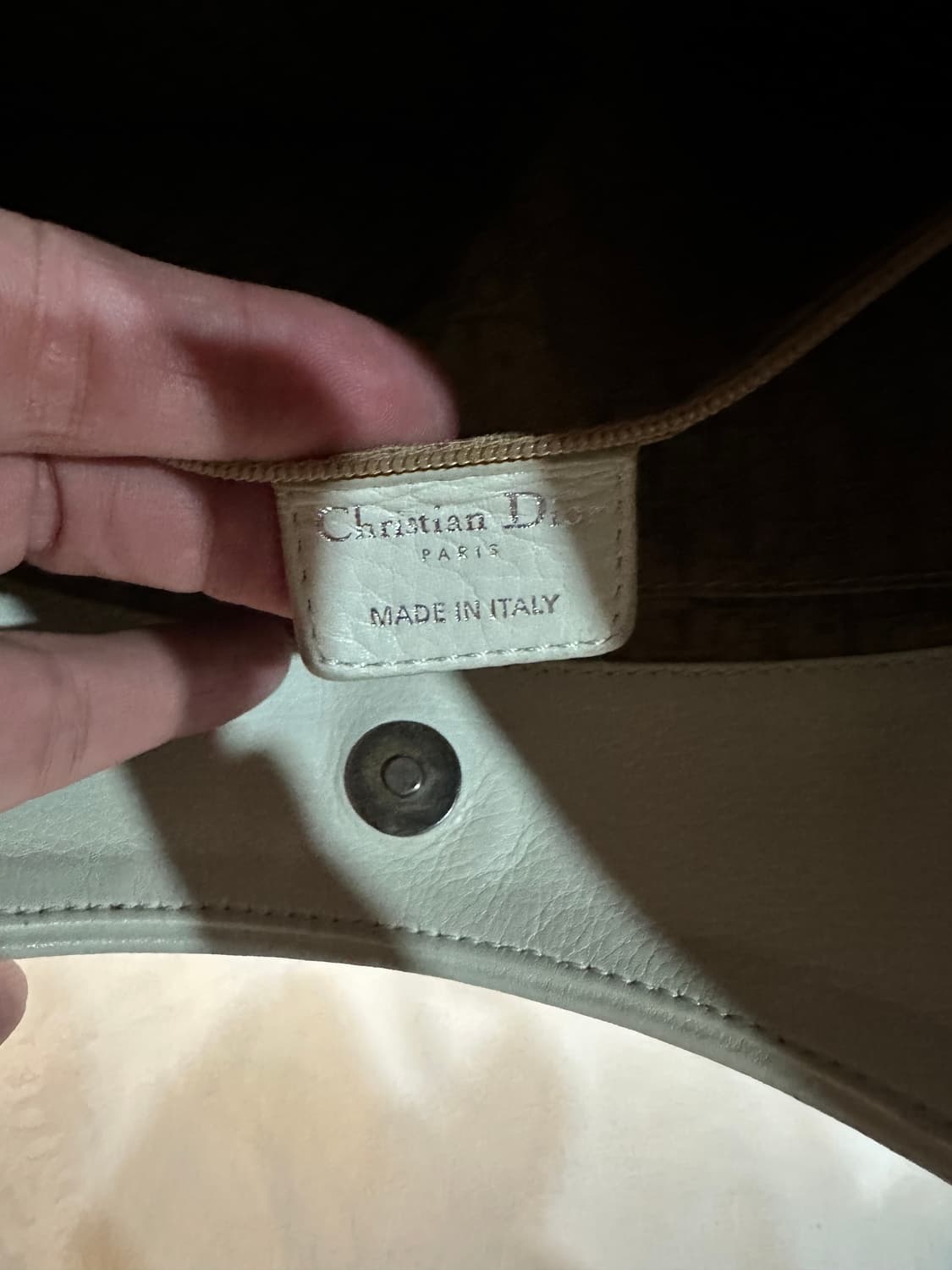 디올 화이트 레이스업 호보백 상품이미지7