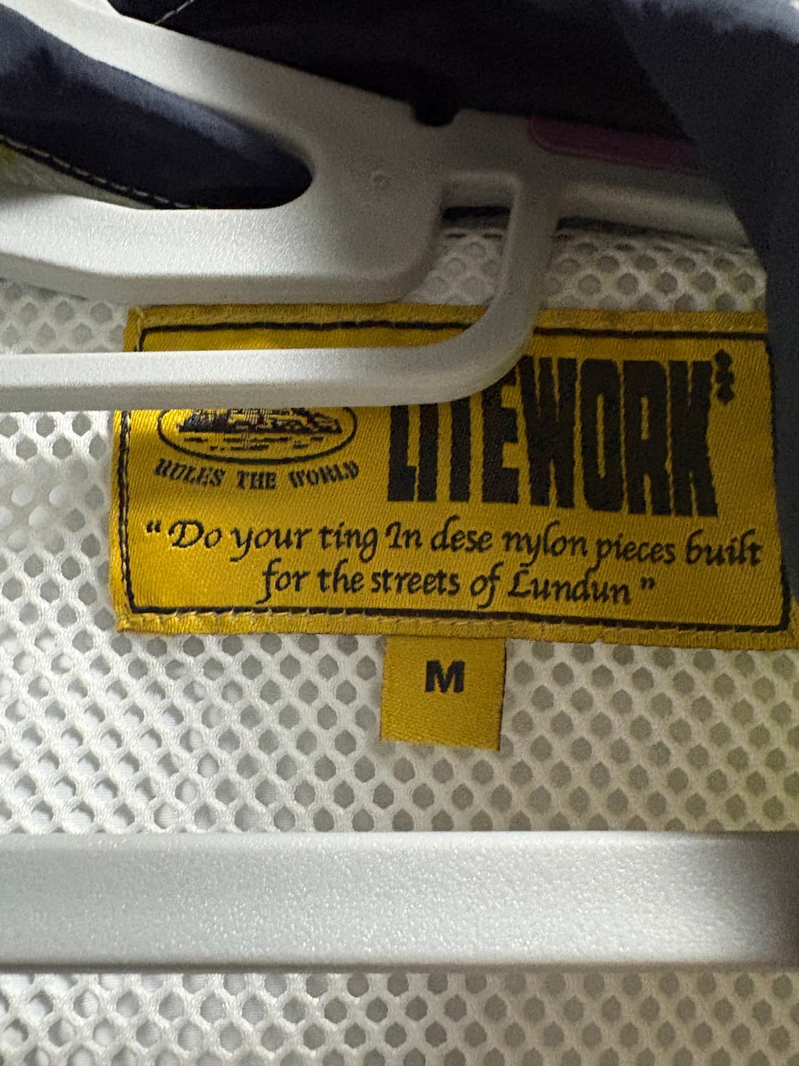 코르테이즈 corteiz 바람막이 M 상품이미지2