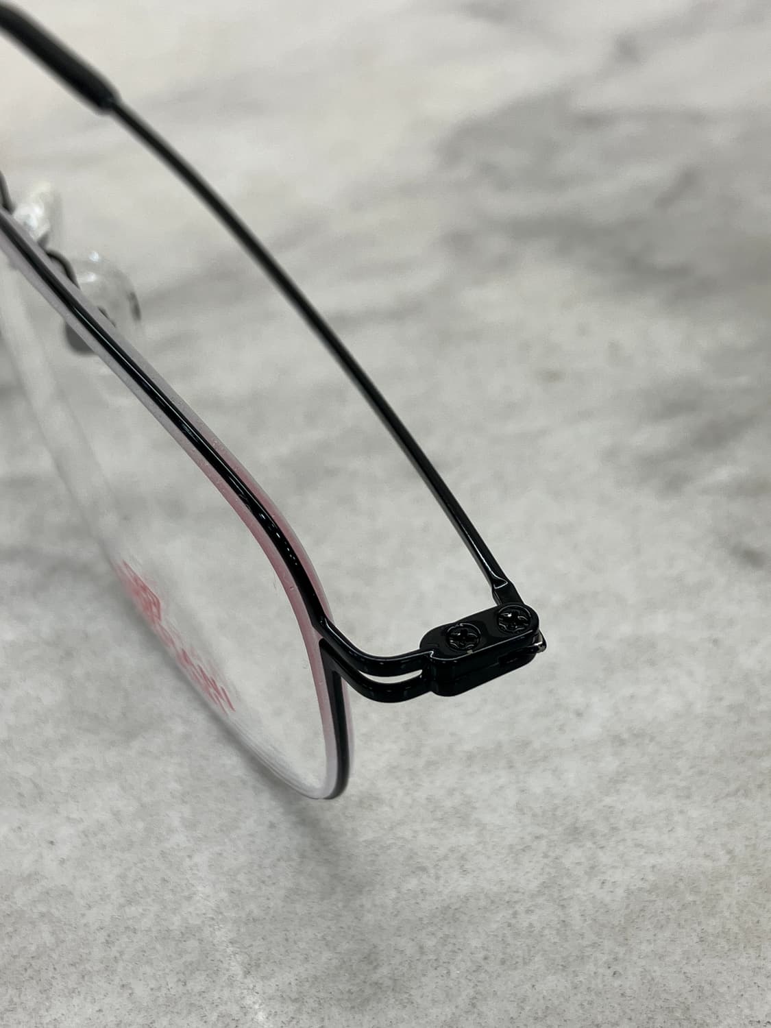 엔프라니 ENPRANI 블랙 스퀘어 역산각 메탈테 안경 상품이미지8