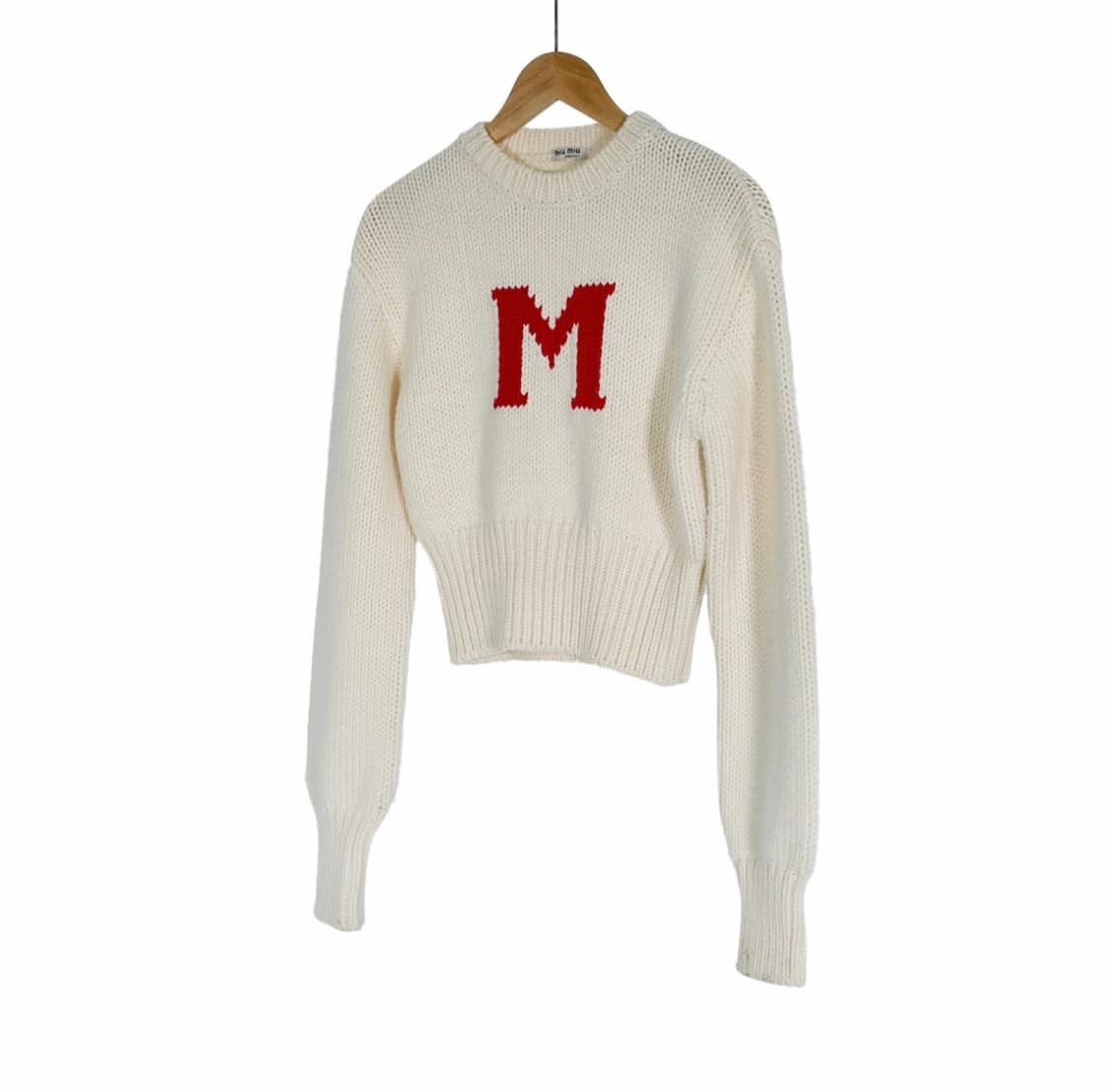 [38] 미우미우 여성 헤비 울 케이블 M로고 크루넥 니트 스웨터 화이트 상품이미지2