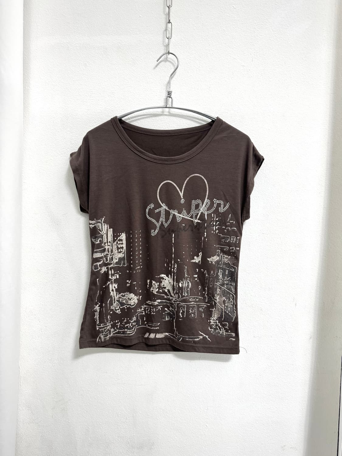 Brown graphic print top 상품이미지1