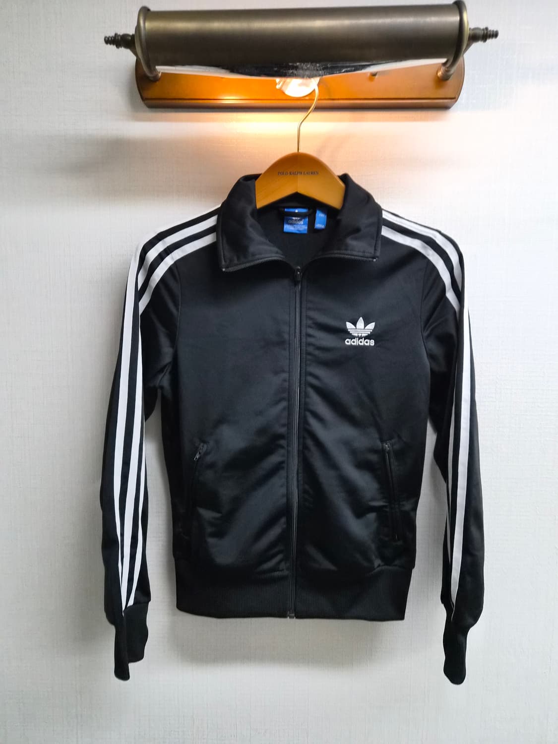 우먼90) 아디다스 파이어버드 블랙 팝니다 상품이미지1