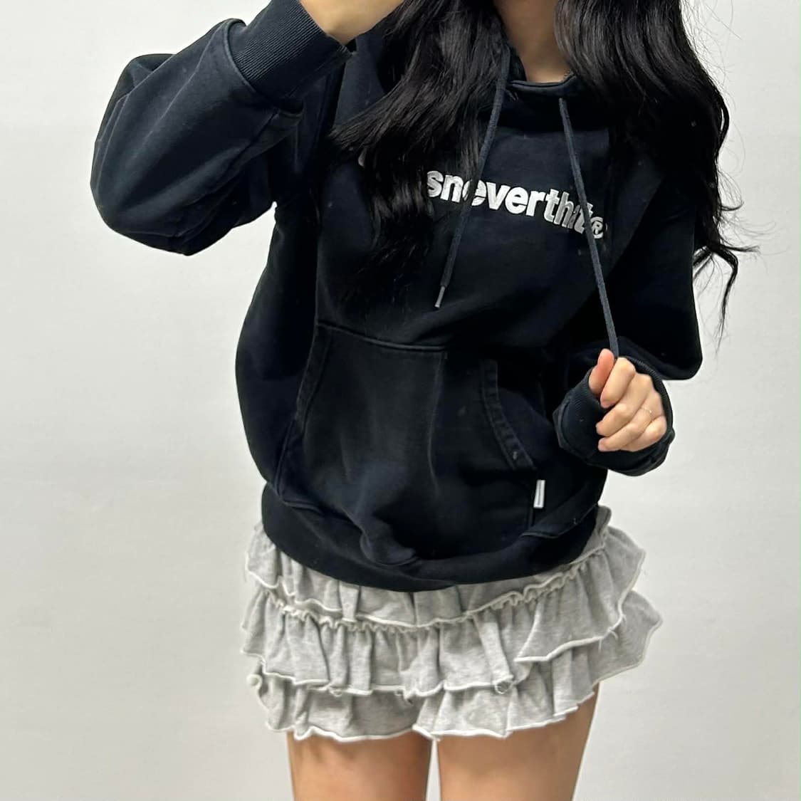 디스이즈네버뎃 T로고 블랙 스웨트셔츠 후드티(S) 상품이미지1