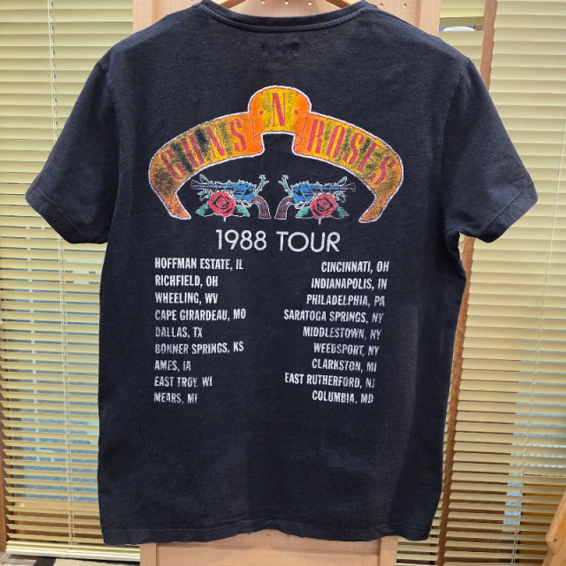 [ZARA] Guns N' Roses Tour 1988
 상품이미지3