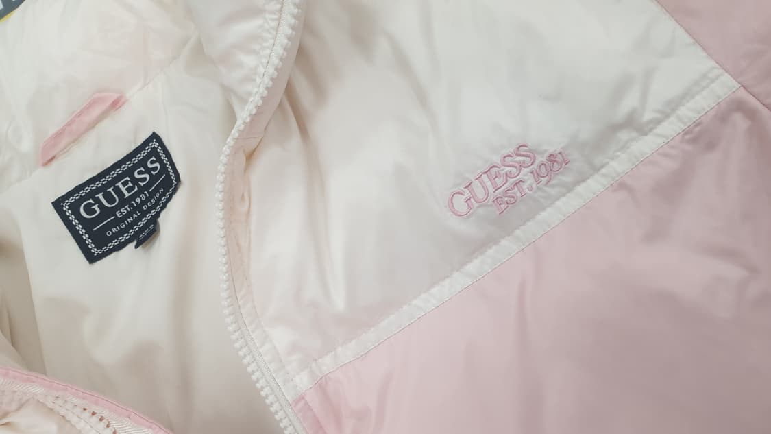 GUESS 핑크 다운 숏 패딩 상품이미지10
