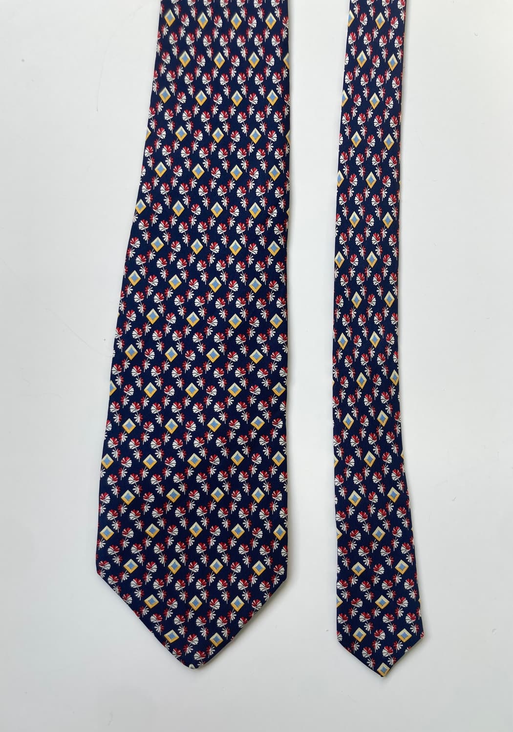 니나리치 넥타이 상품이미지1