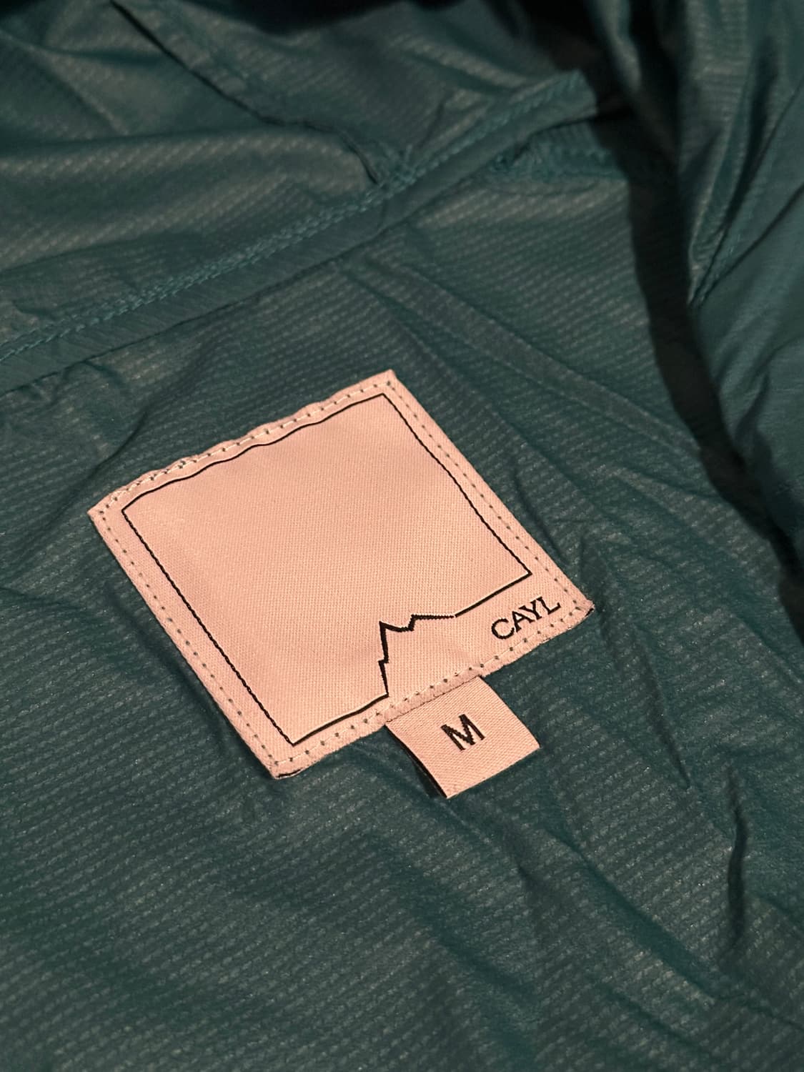 CAYL Light EQ 풀오버 M사이즈 판매합니다.  상품이미지2