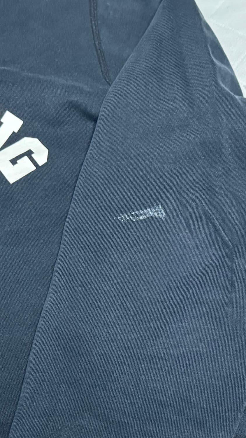 베이프 검정 맨투맨 스웻셔츠 상품이미지2