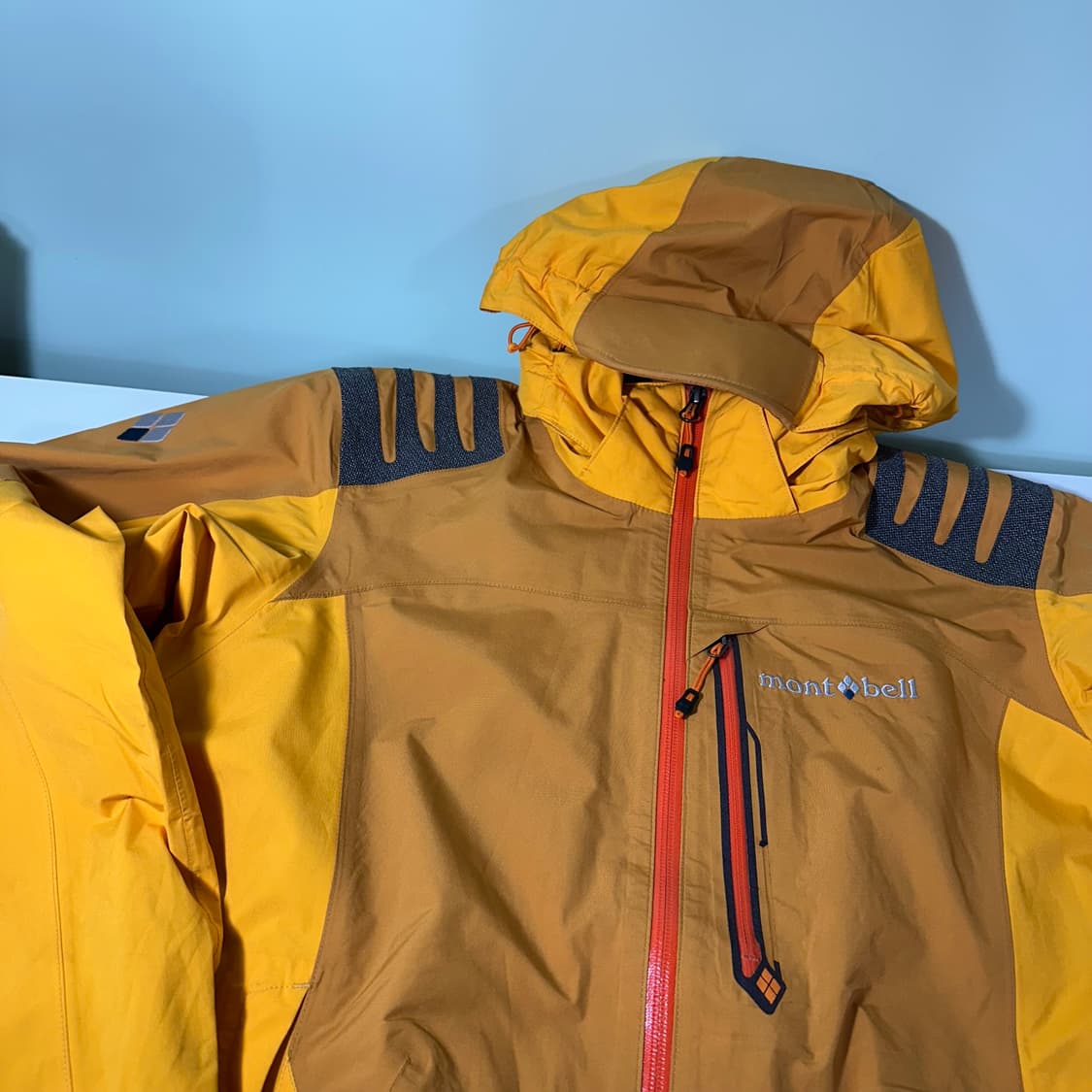 95 M 몽벨 머스타드 겨자 후드탈부착 등산 바람막이 자켓 상품이미지4
