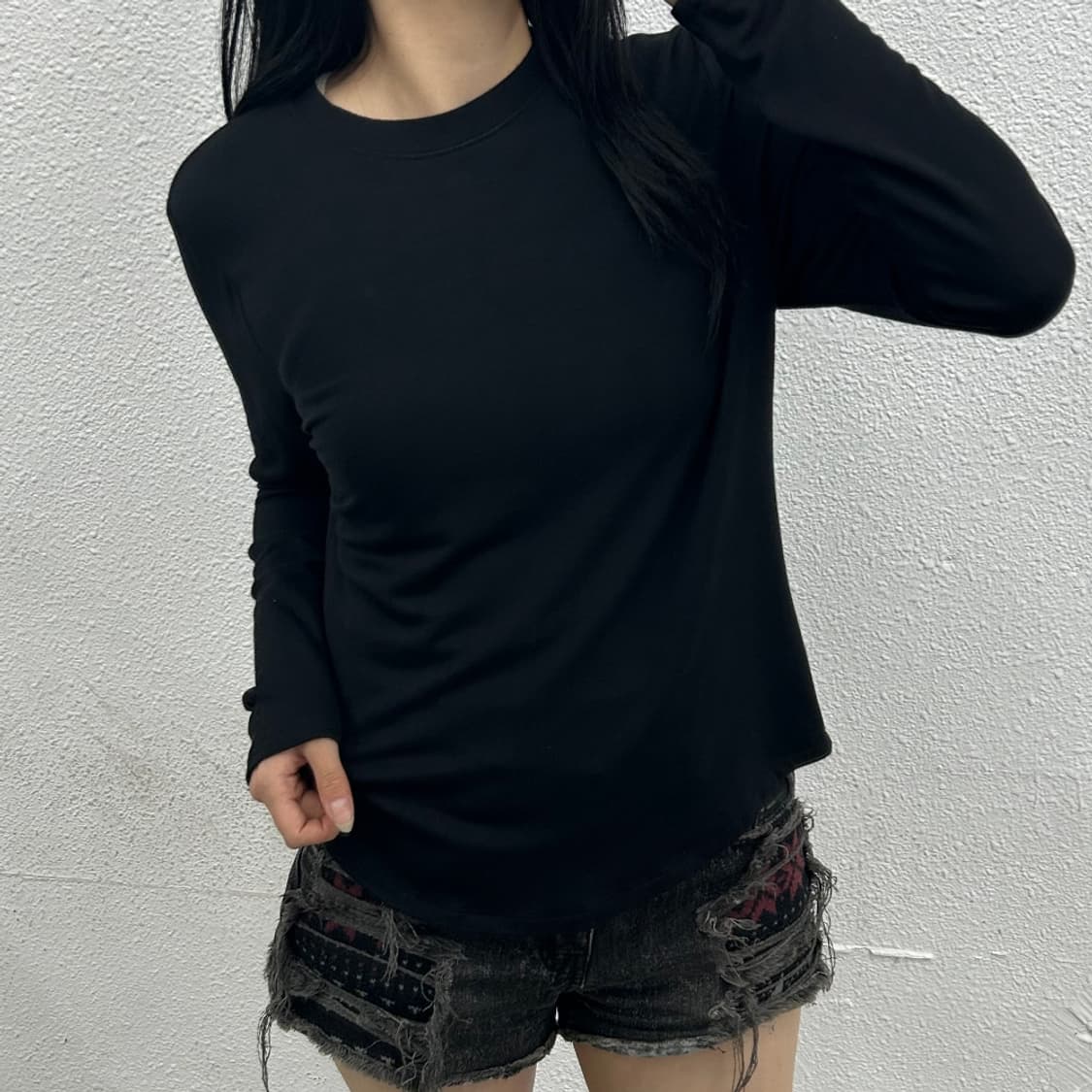 룰루레몬 심플 블랙 롱 슬리브 상품이미지1
