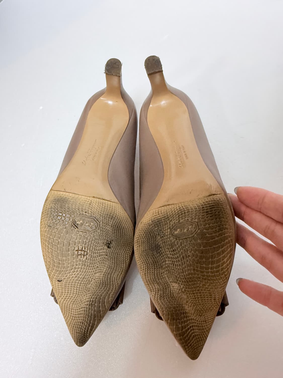 Salvatore Ferragamo 페라가모 바라 리본펌프스 베이지230 상품이미지9