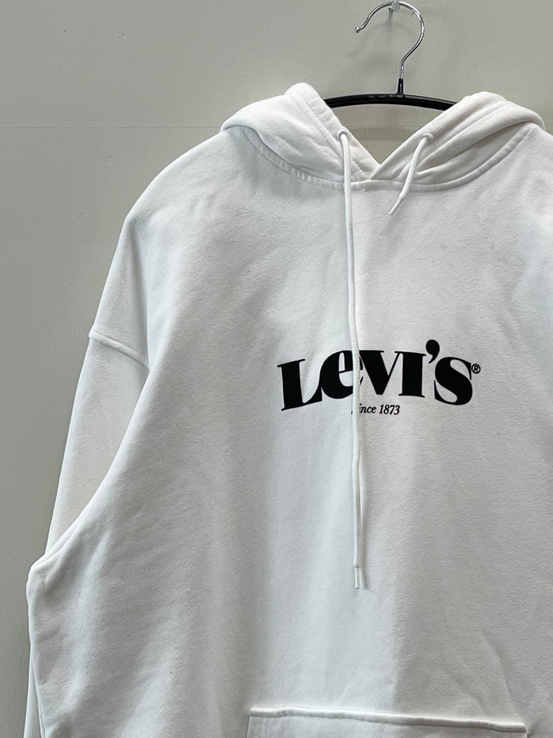 (L) 리바이스 로고 프린팅 후드 티 화이트/블랙 상품이미지3
