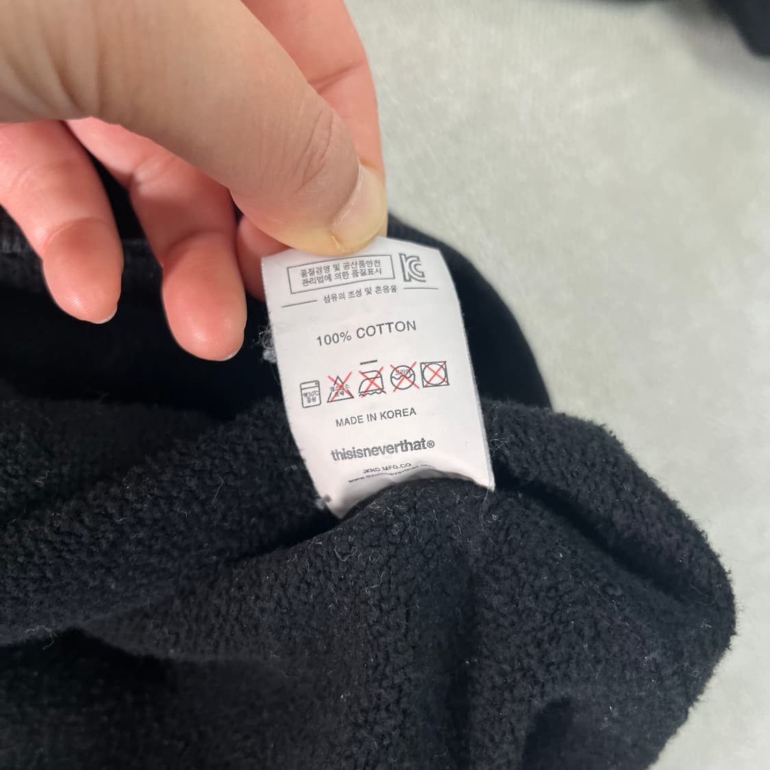 105 디스이즈네버댓 백로고 후드티 상품이미지6