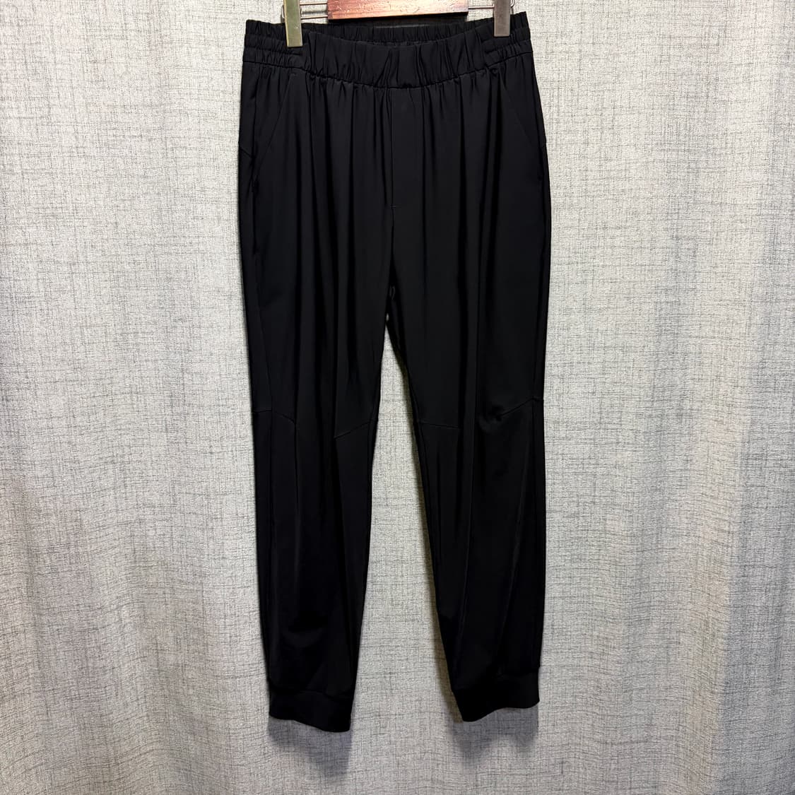 안다르 블랙 밴딩 조거 트레이닝 팬츠  상품이미지1