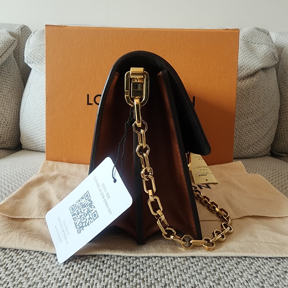 상태최상 루이비통 도핀 MM 모노그램 리버스 캔버스 숄더 크로스백 상품이미지3