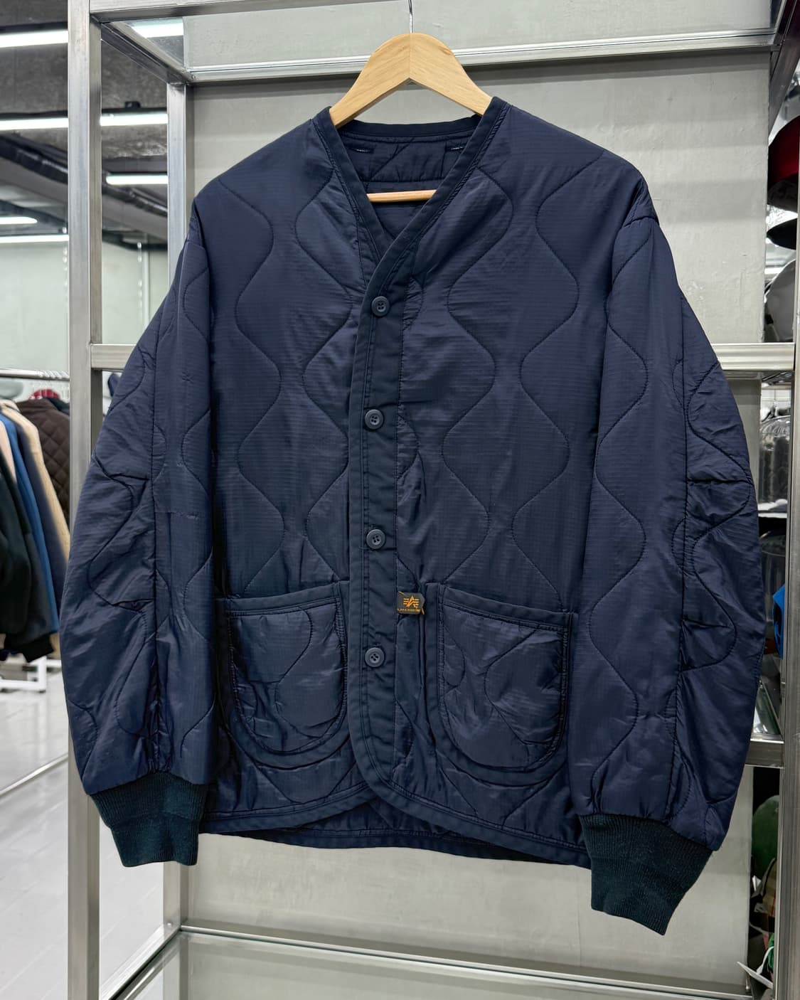 알파인더스트리 00s 퀼티드 라이너 자켓 경량 패딩 점퍼 네이비 상품이미지2