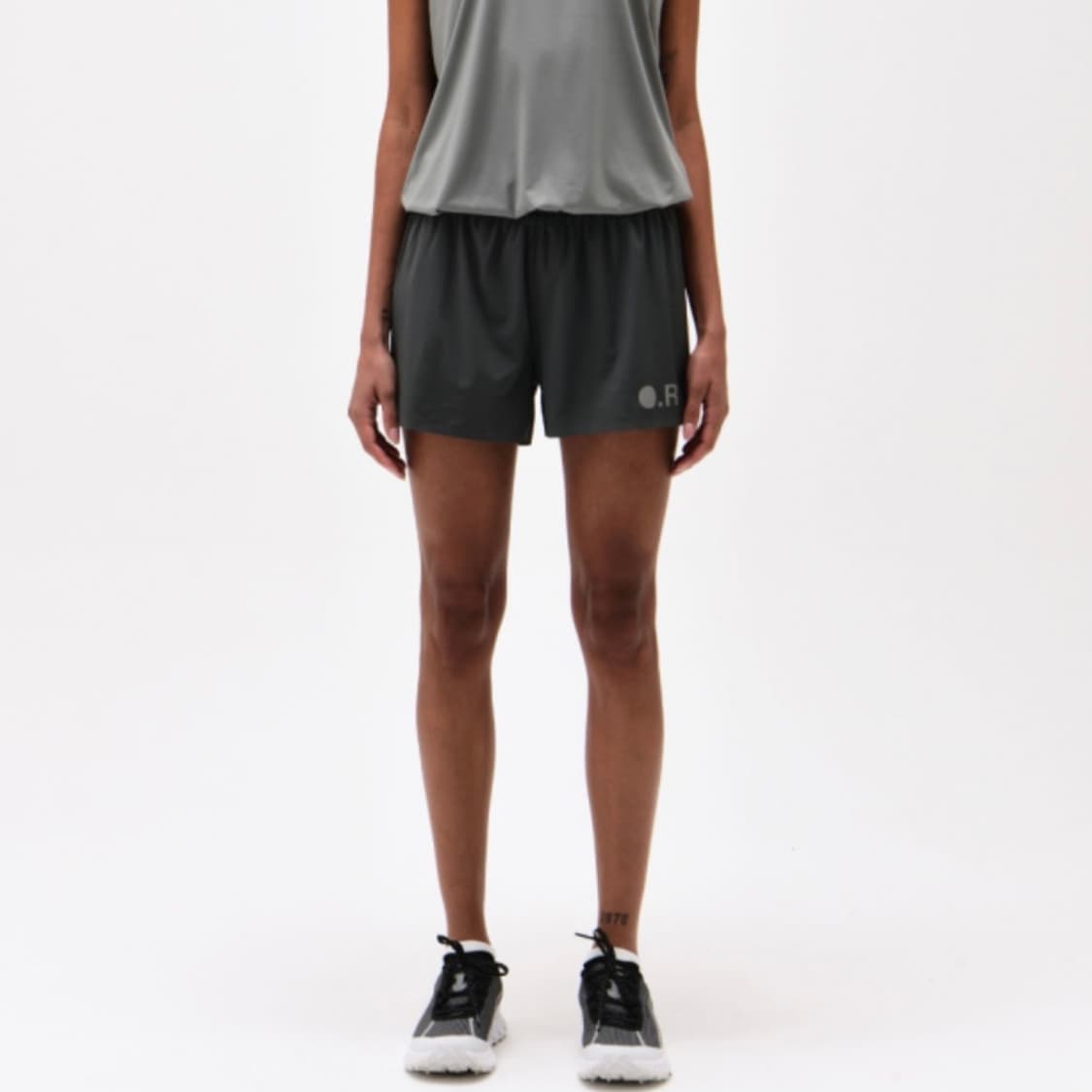 Optimistic runners OR 매트쇼츠 graphite grey 상품이미지3