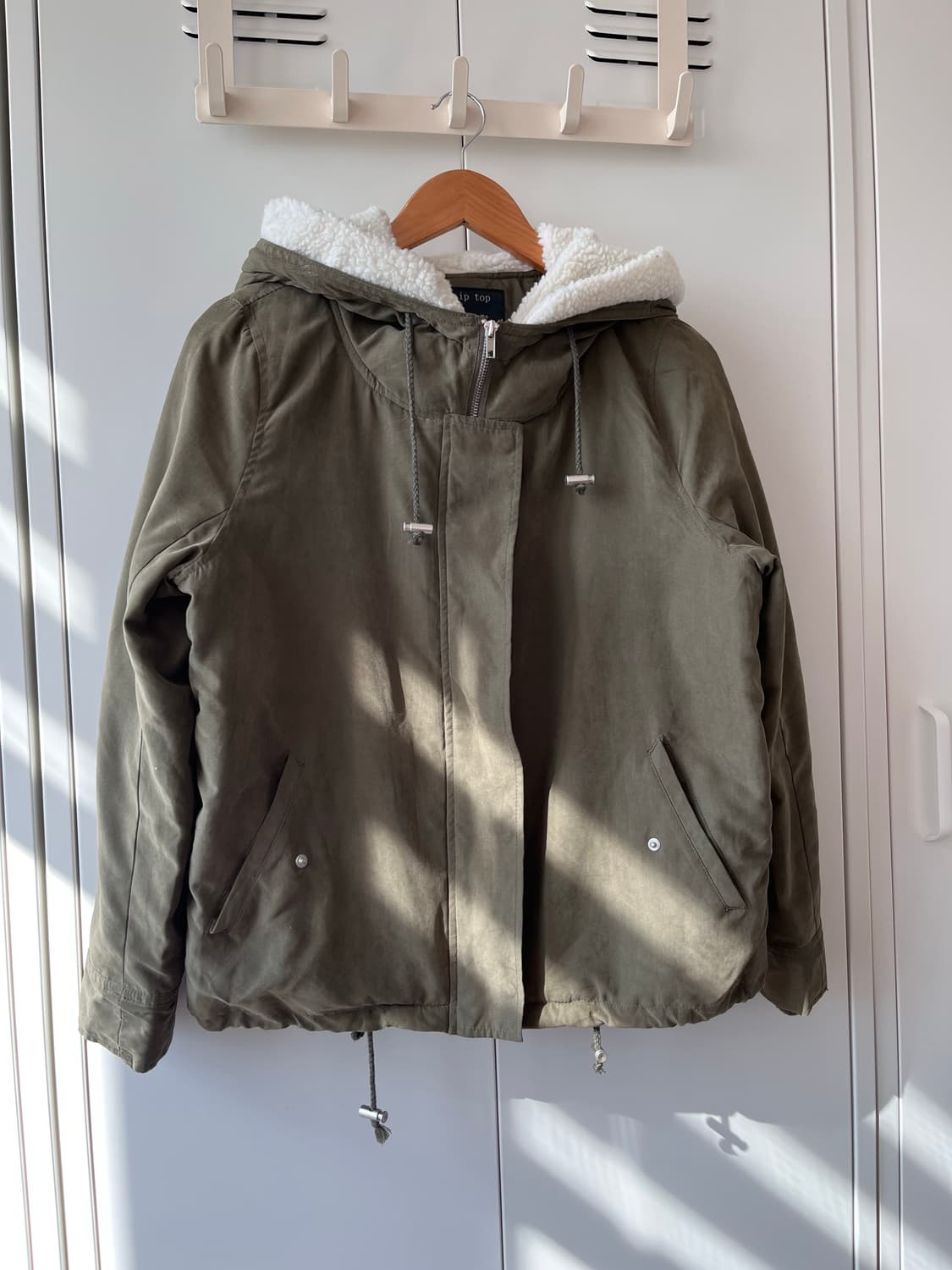 Tip top 양털 누빔 카키 야상 패딩 상품이미지3