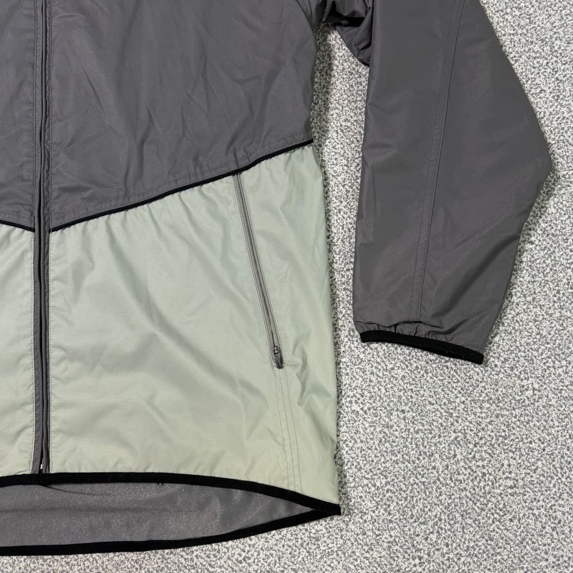 나이키 바람막이 2XL 상품이미지5