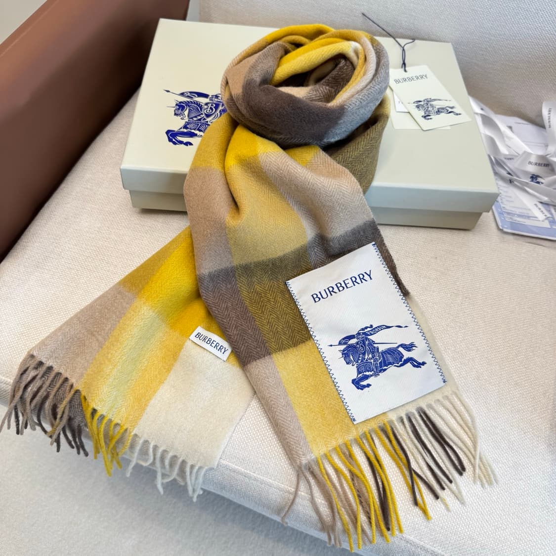 버버리숙녀 리버서블 스카프100% 램스울 상품이미지5