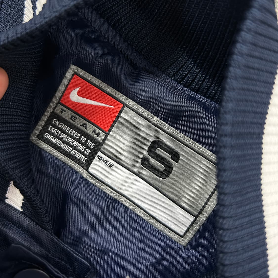 (새상품)나이키 네이비 베이스볼 자켓(S) 상품이미지2