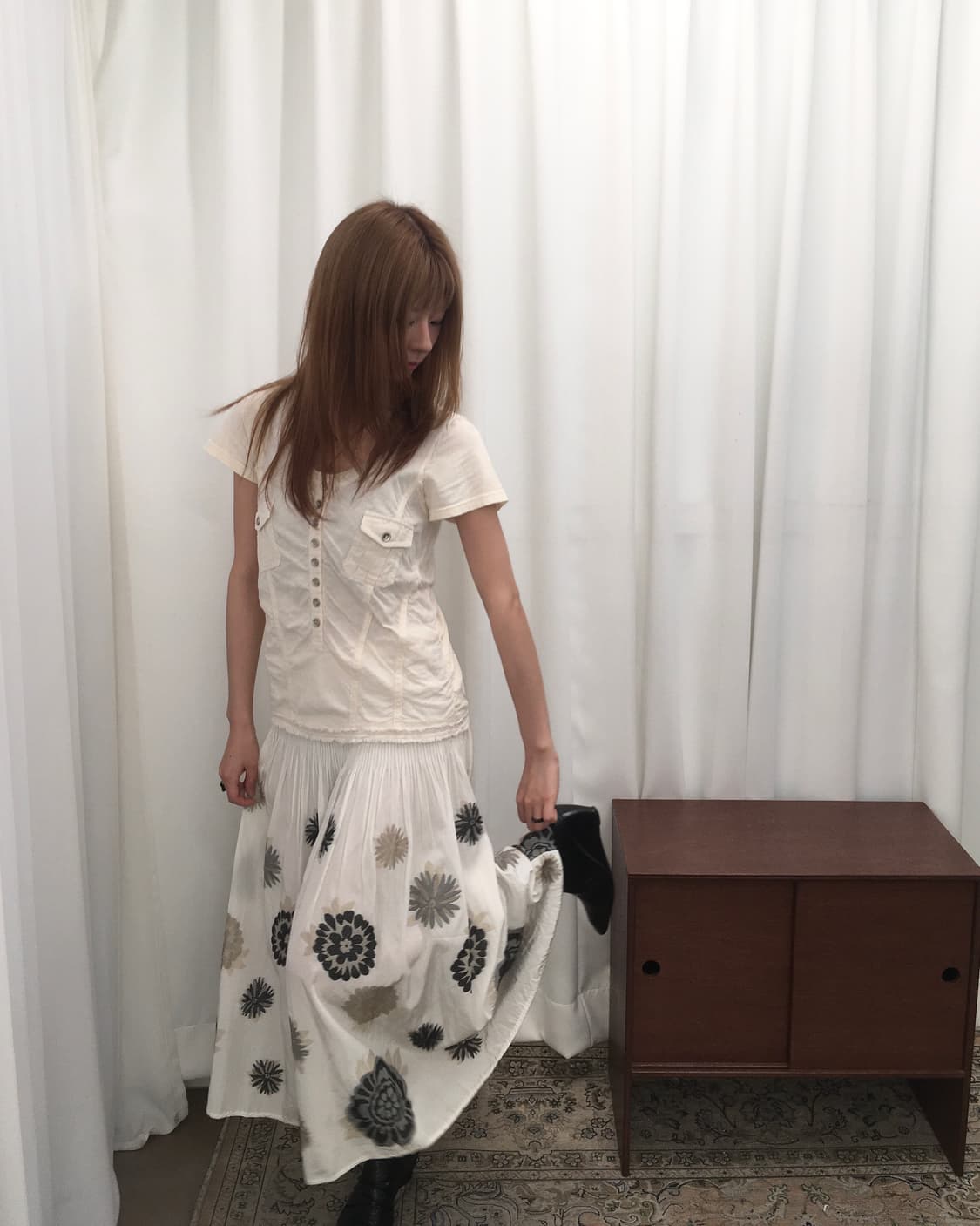 화이트 패턴 롱스커트 상품이미지4