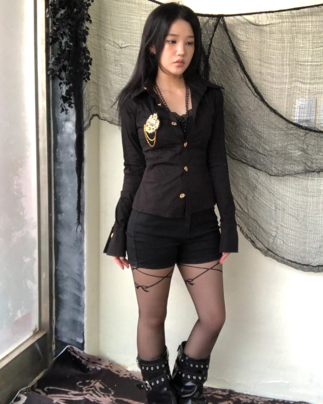 d.i.a. lace gold black shirt 상품이미지2