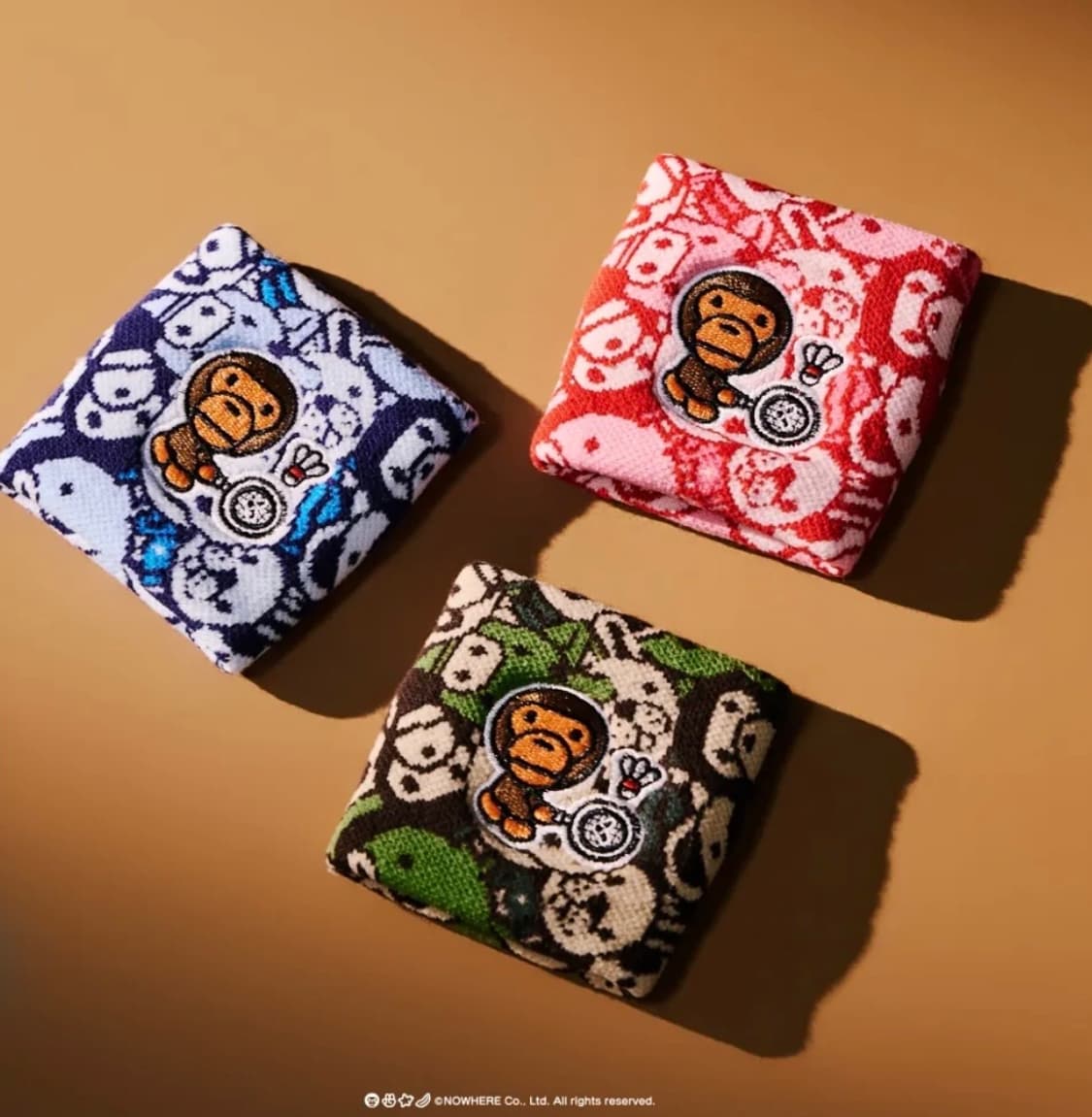 베이프 x 빅터 콜라보 손목아대 판매 상품이미지1