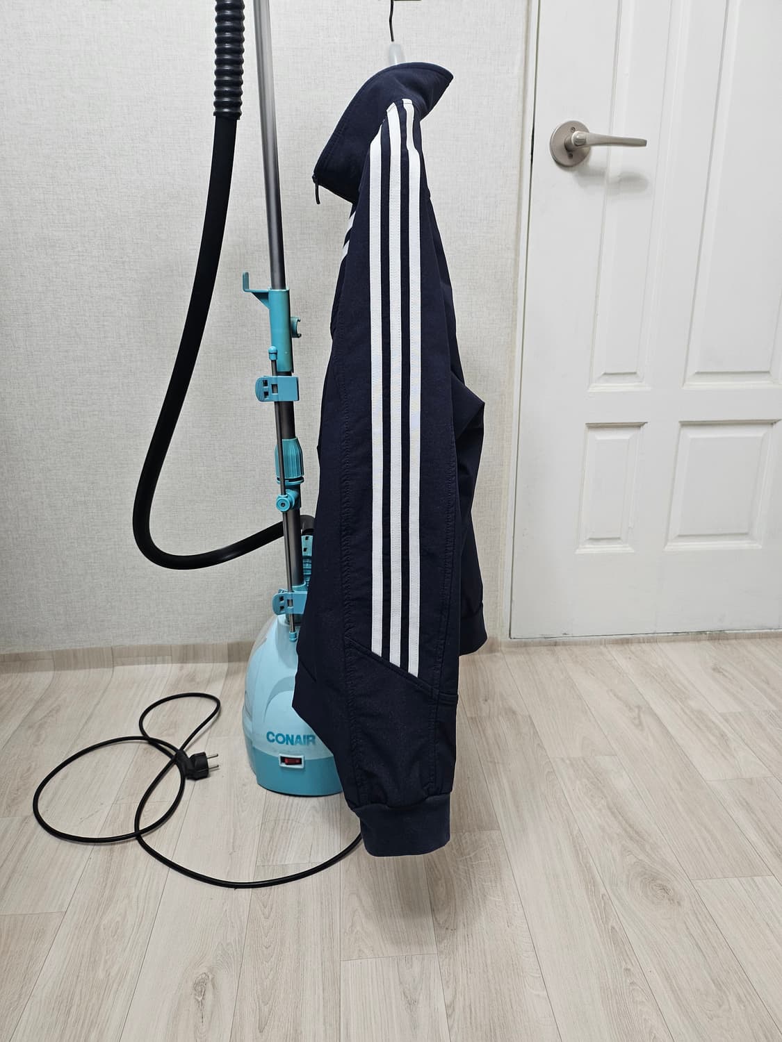 (115)3XL☆초희귀☆아디다스 에센셜3st우븐2중지퍼[네이비]트랙탑져지 상품이미지5