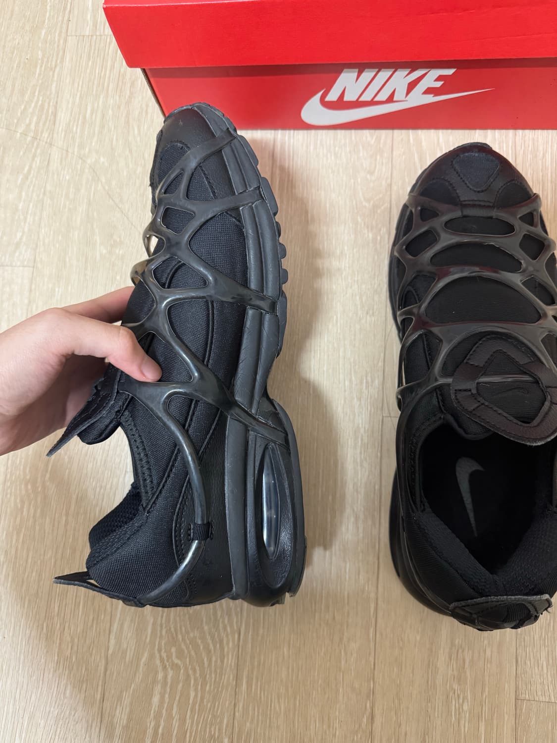 나이키 에어 쿠키니 트리플블랙 280 상품이미지4