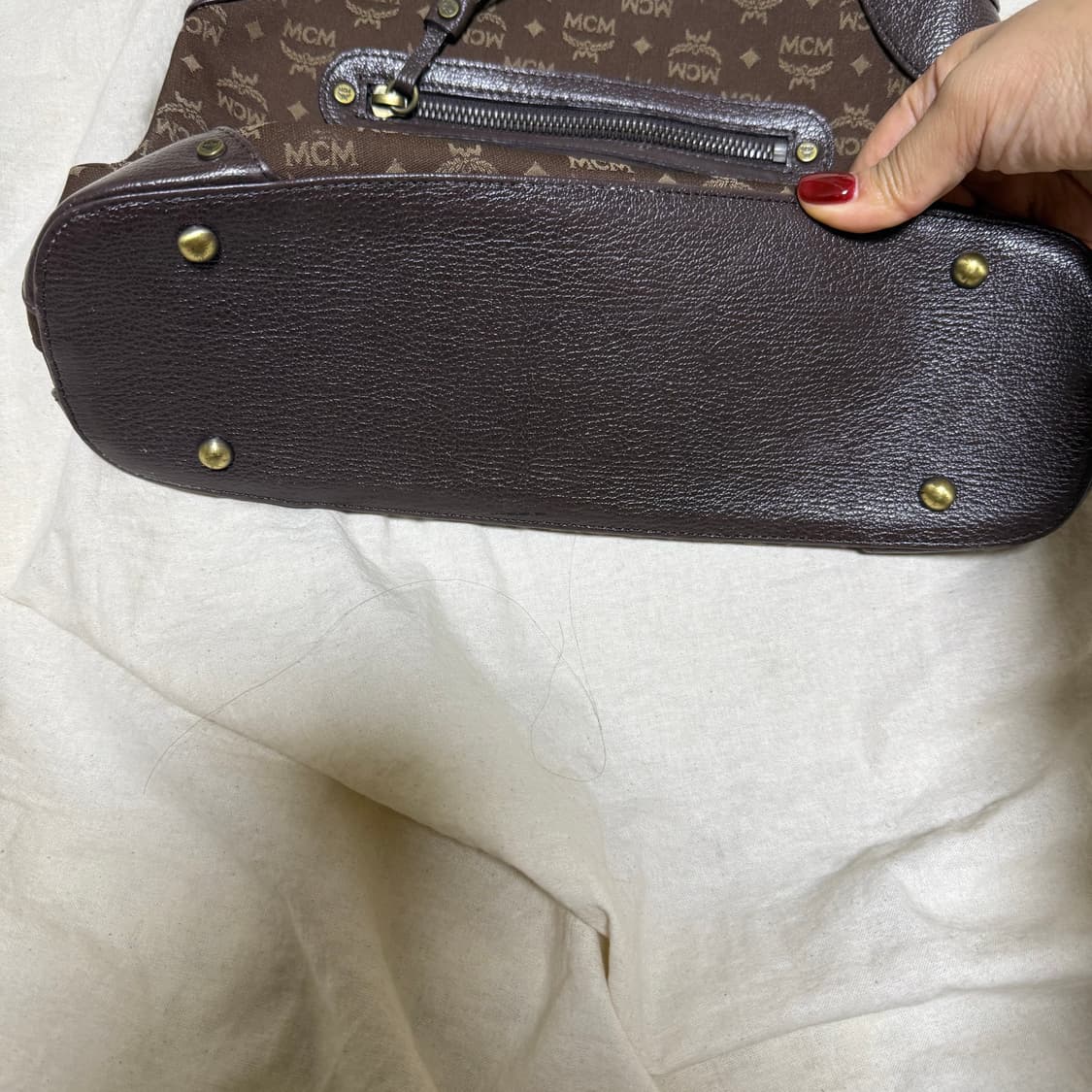 엠씨엠 빈티지 브라운 숄더백  상품이미지3