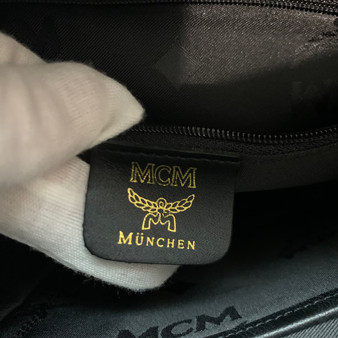 MCM 빅 숄더백 상품이미지5