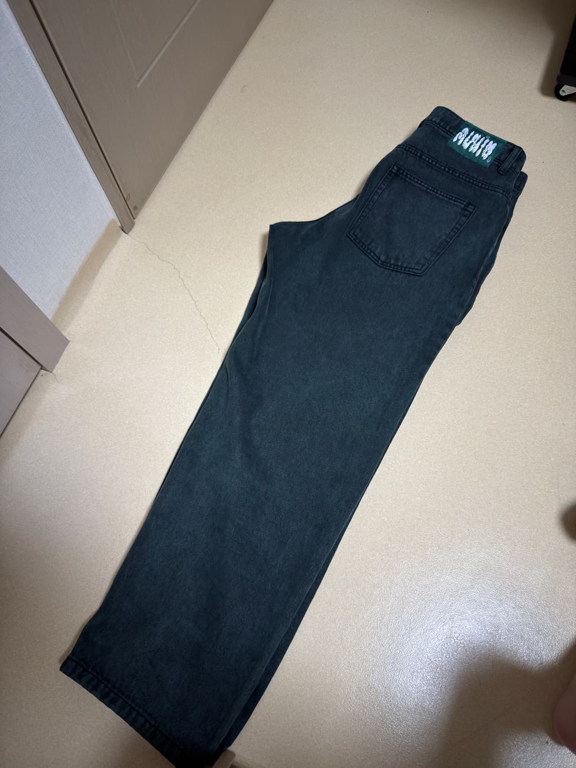 무비그아카이브 MA jeans 다크그린 상품이미지3