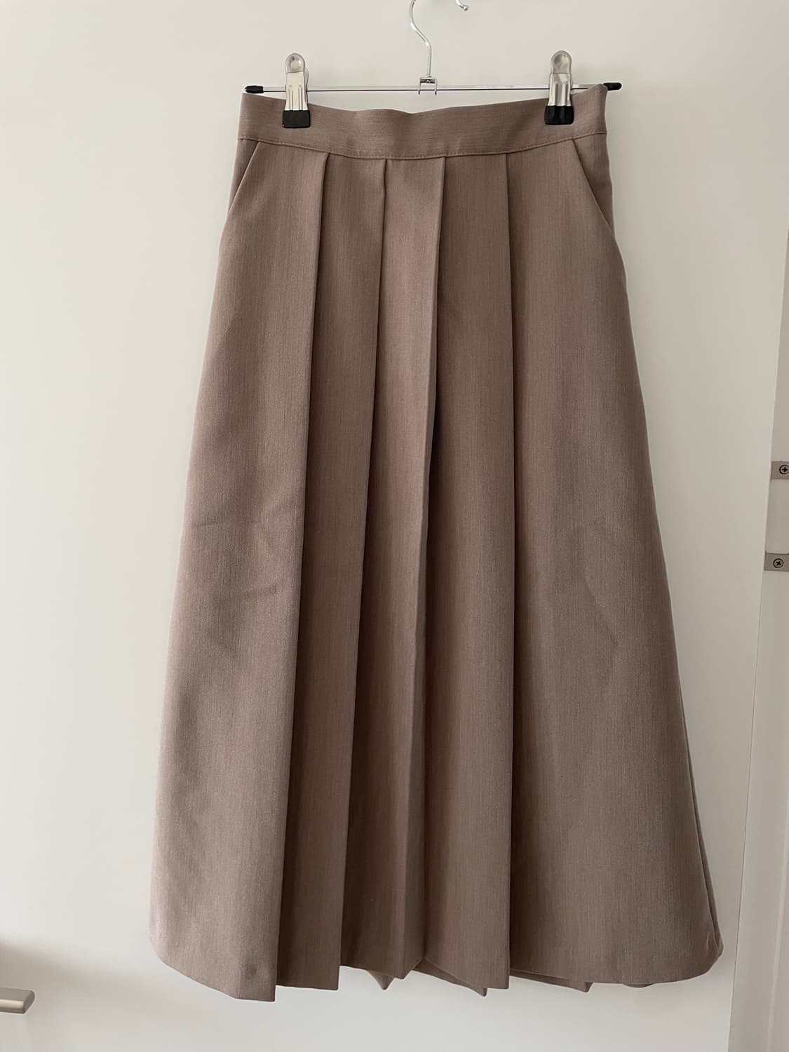 브라운 플리츠 스커트 상품이미지1