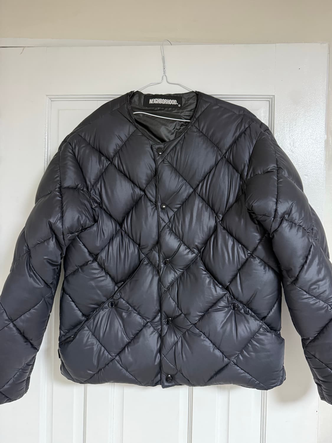 네이버후드 다크블루 체커패딩 상품이미지1