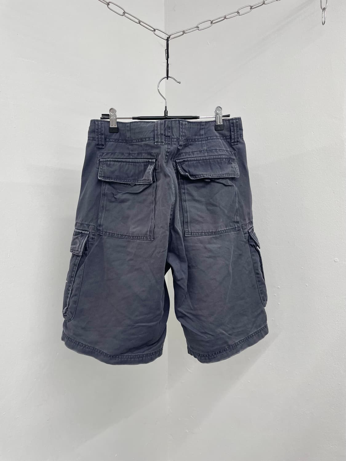 네이비 프린팅 카고 버뮤다 팬츠 상품이미지3