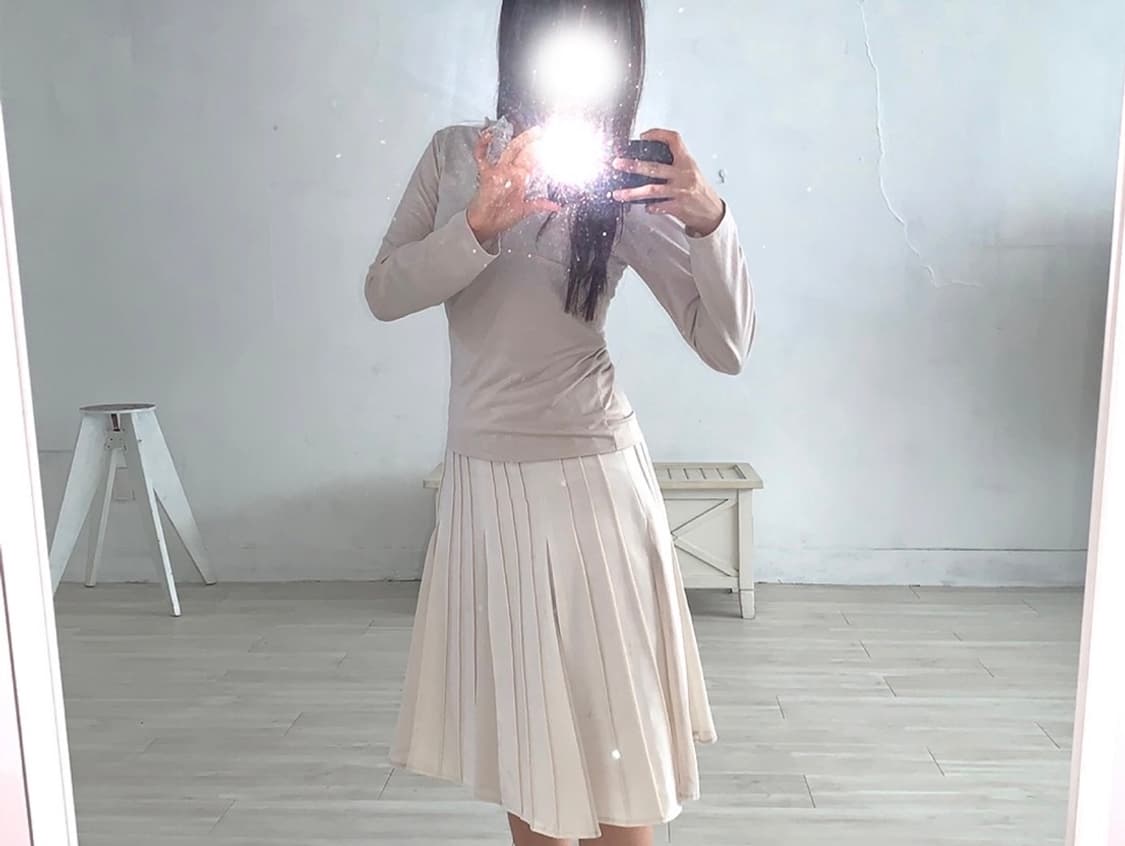 Nude beige chiffon pleated midi skirt 상품이미지3