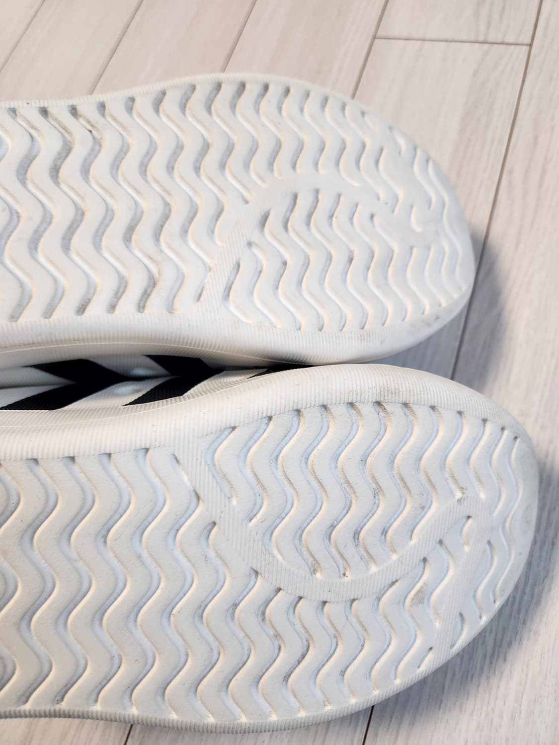 아디다스 아디폼 슈퍼스타 코어 화이트 사이즈250 상품이미지9