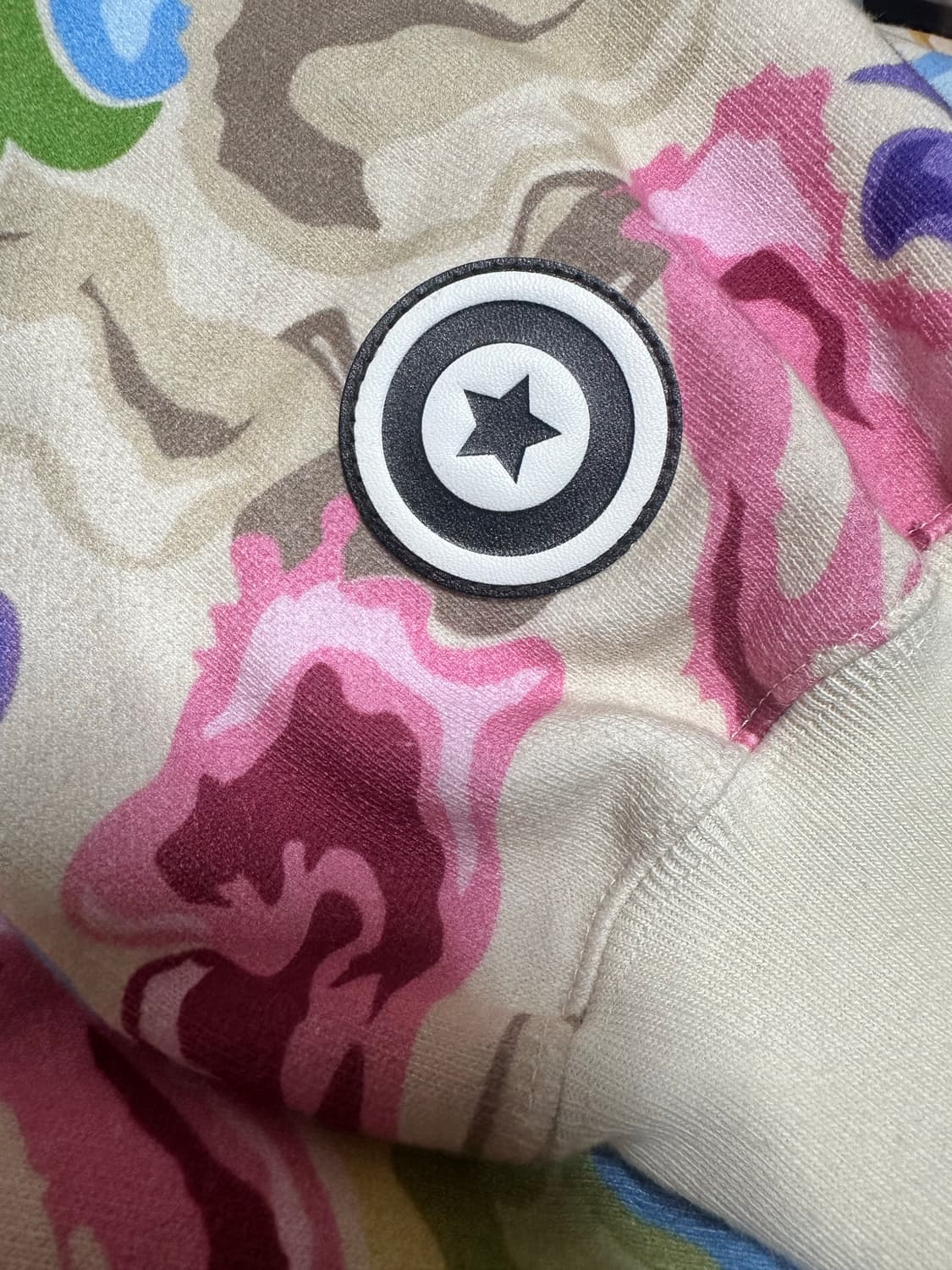 베이프 아트 카모 샤크 후드집업 23FW L 라지 상품이미지5